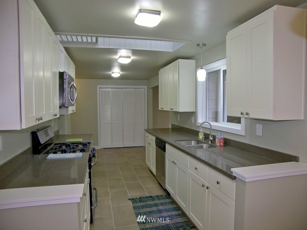 506 Fern Road Bellingham, WA 98225 - Photo 6 of 18 Gallery Image 6