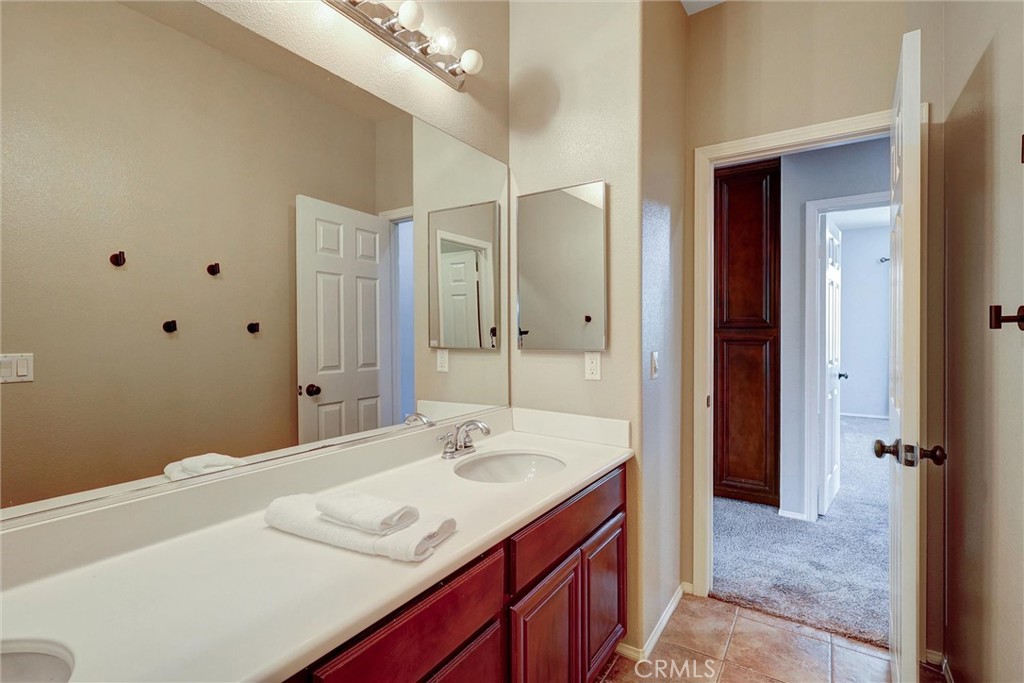 13387 Babbling Brook Way Eastvale, CA 92880 - Photo 46 of 75