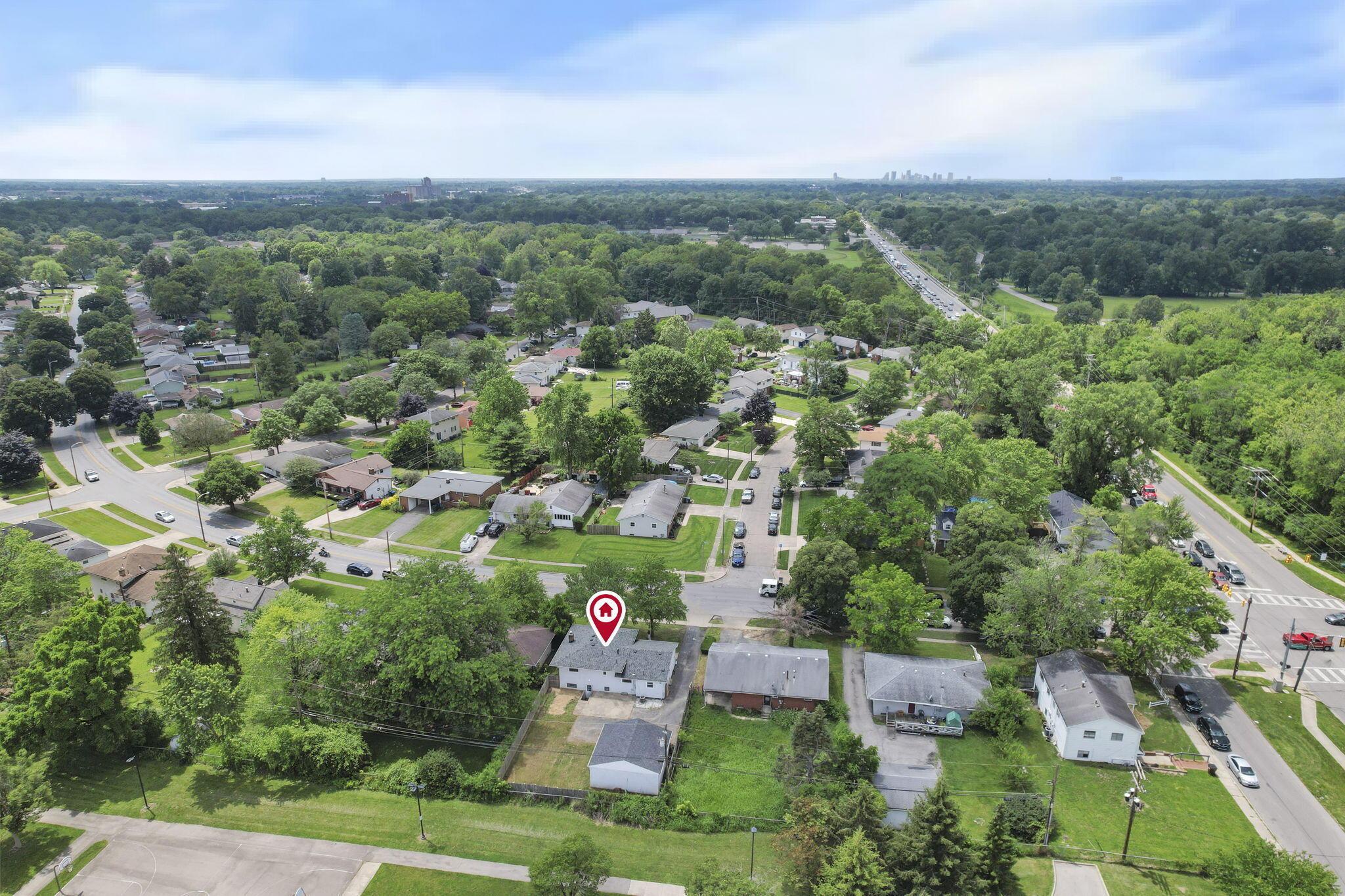 1698 Woodcrest Road Columbus, OH 43232 - Photo 50 of 51 55-web-or-mls-DJI_0855 - Copy