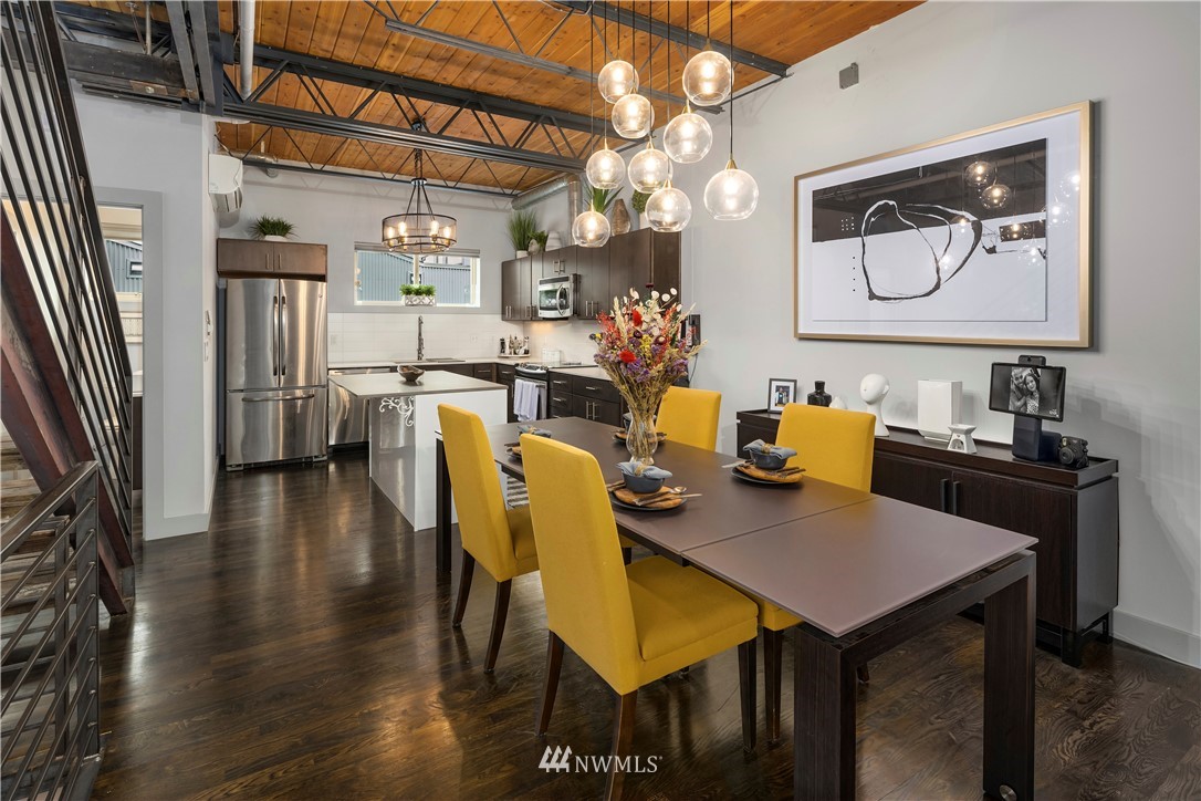 2379 Harbor Avenue Southwest Seattle, WA 98126 - Photo 7 of 28