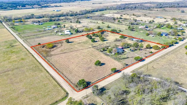 a view of entryway with an outdoor space