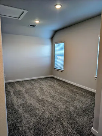 $2,100 | 140 Hartson Drive, Taylor, TX 76574