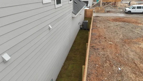 $2,100 | 140 Hartson Drive, Taylor, TX 76574