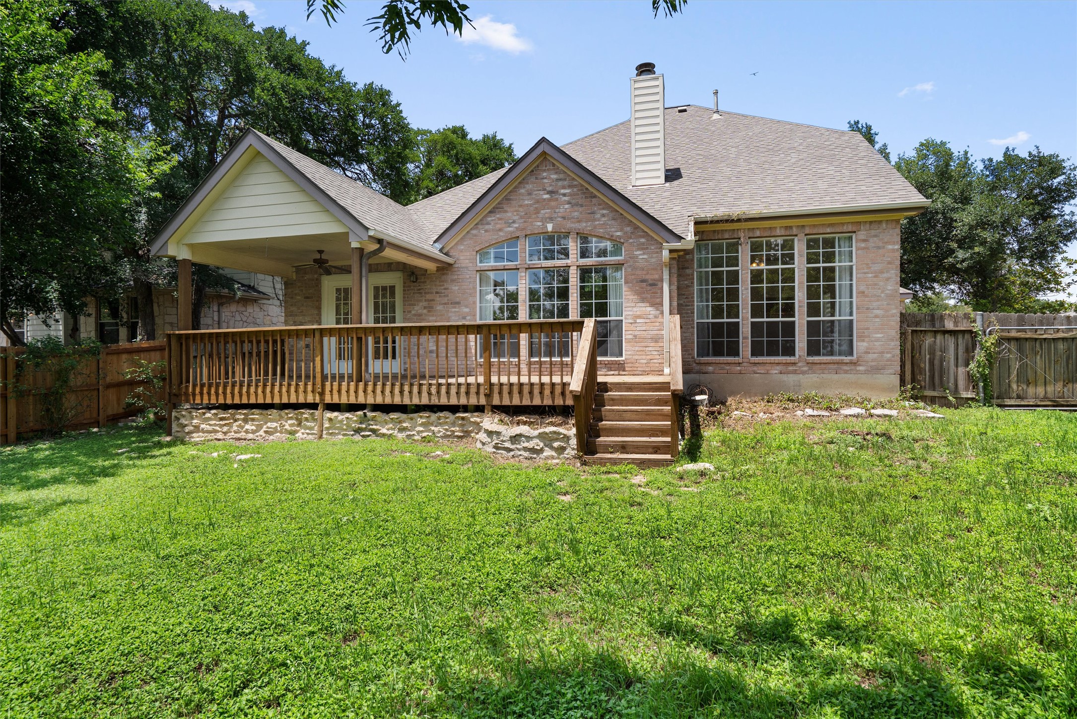 100 Parque Circle Georgetown, TX 78626 - Photo 36 of 39 a front view of a house with a yard
