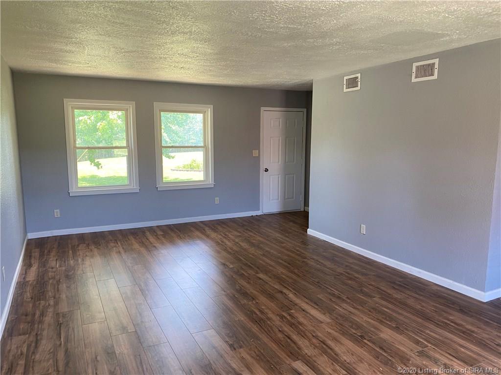 3066 Walker Road Northeast Corydon, IN 47112 - Photo 12 of 24 Gallery Image 12