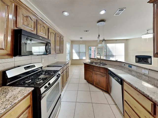 $2,650 | 7314 Chapel Mesa Court, Dallas, TX 75249