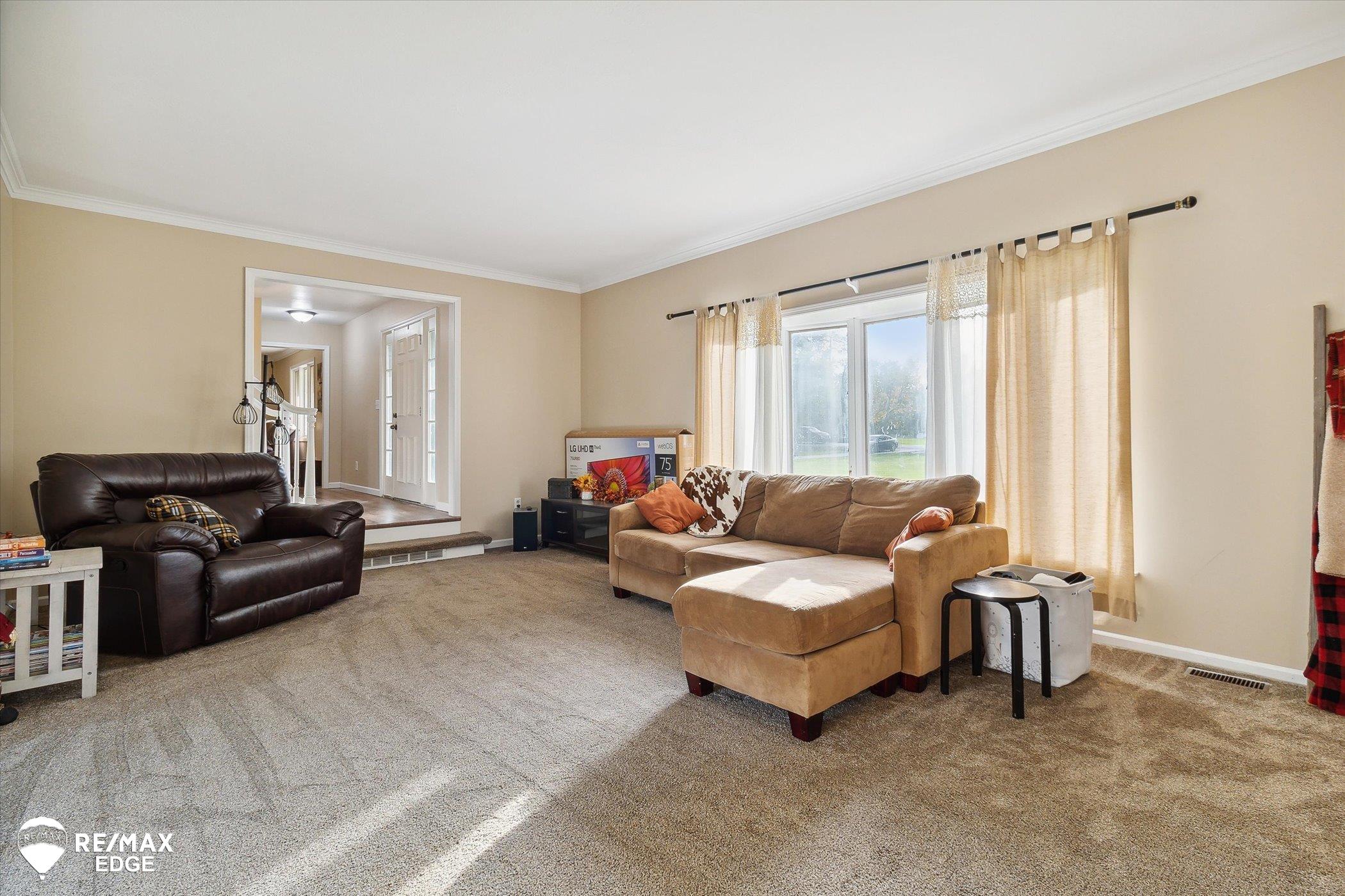 2181 South Oak Road Davison, MI 48423 - Photo 10 of 54