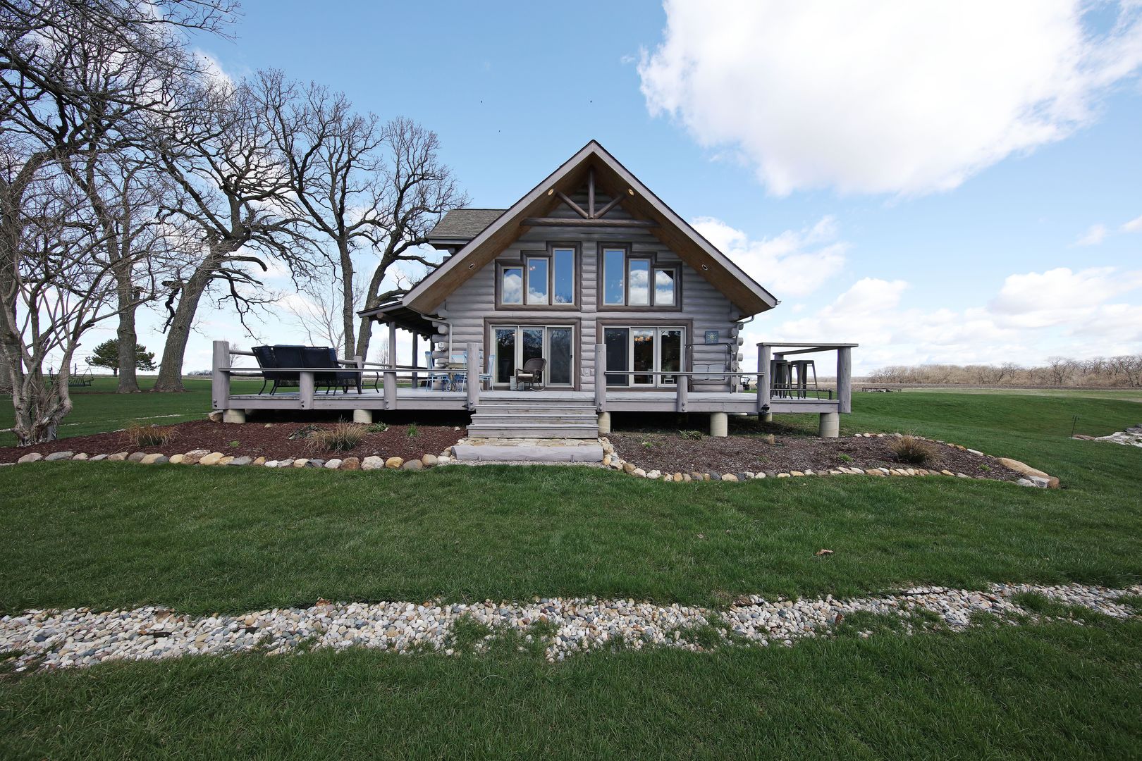 7730 South Holm Road Dwight, IL 60420 - Photo 22 of 22 a house view with a garden space