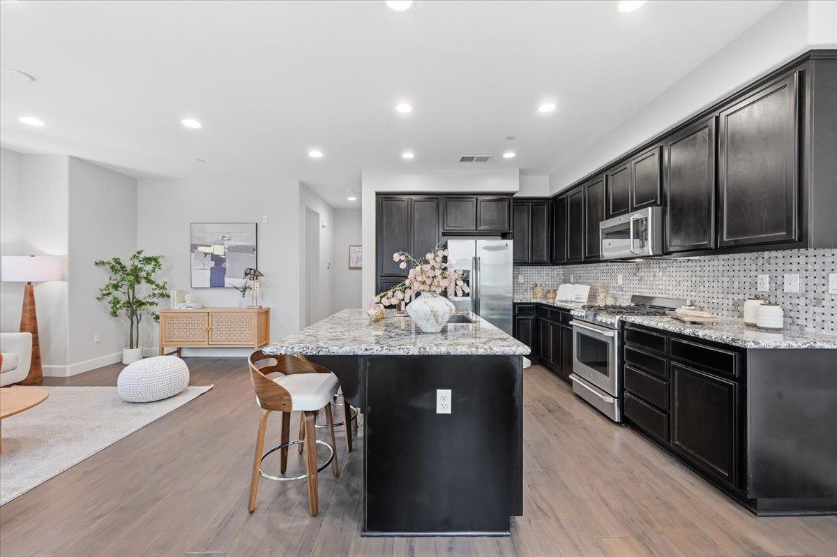 2951 Via Roma Place, Unit 36 Santa Clara, CA 95051 - Photo 20 of 61 Gallery Image 20