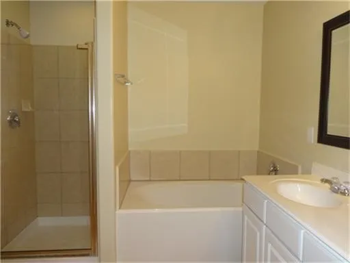 $1,945 | 16823 Accolade Way, Conroe, TX 77385