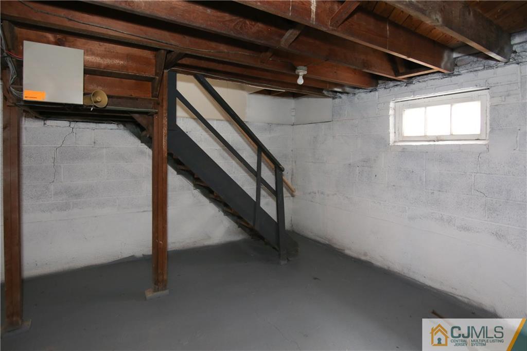 10 Gurley Road Edison, NJ 08817 - Photo 16 of 17 a view of small space