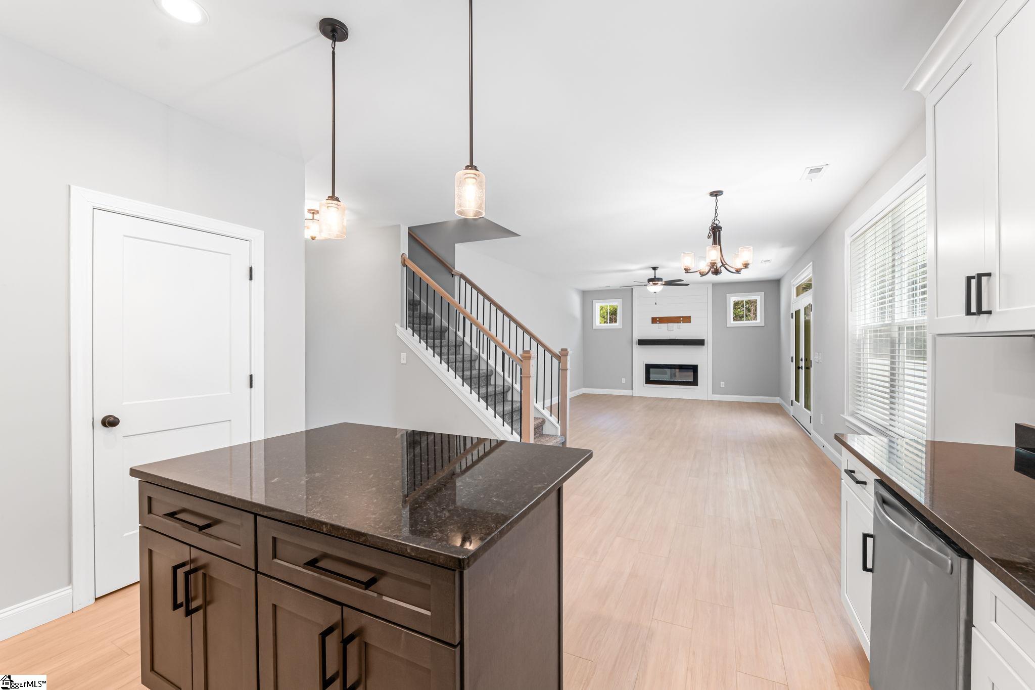 237 Black Road Simpsonville, SC 29680 - Photo 11 of 48