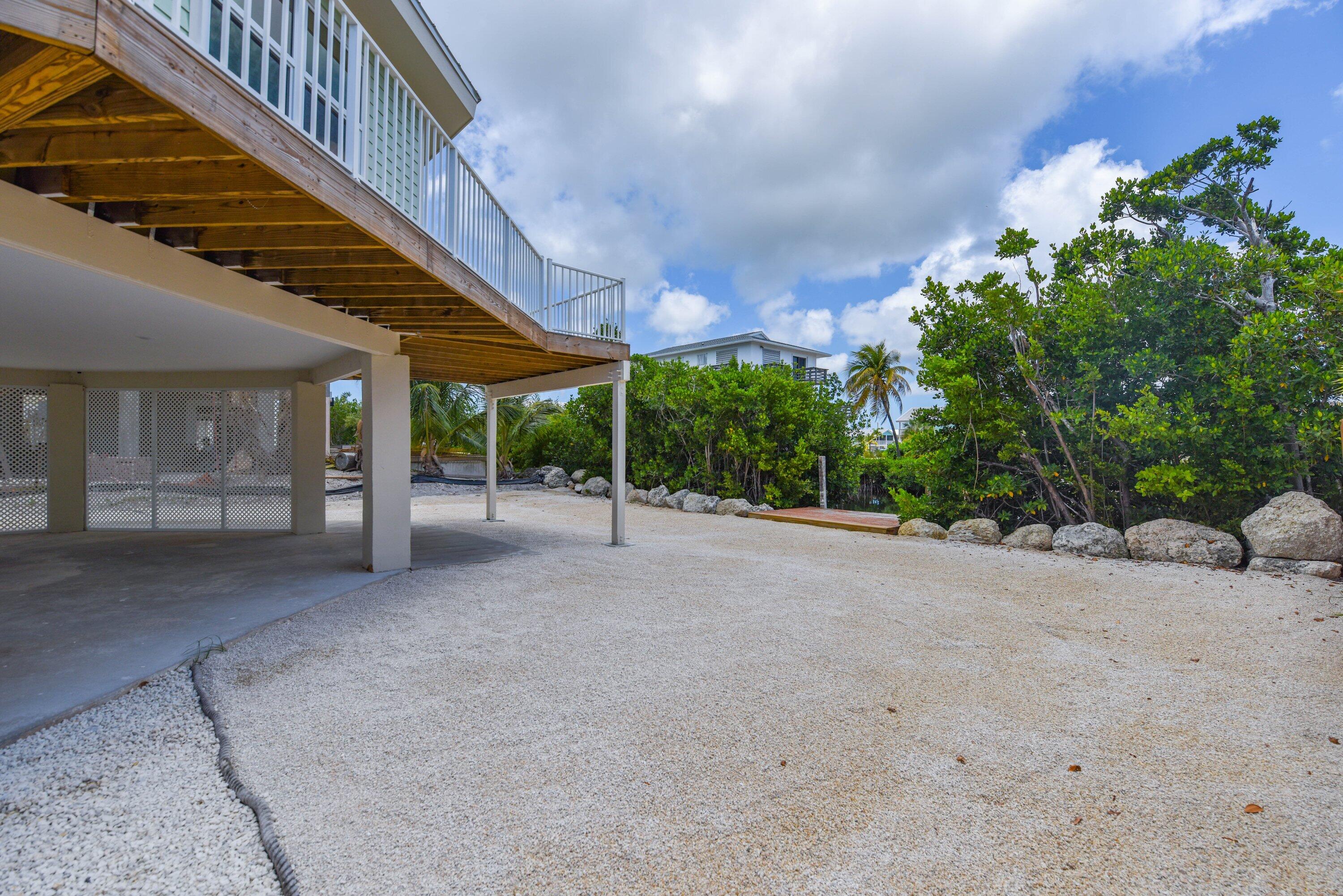 273 Indies Road Summerland Key, FL 33042 - Photo 22 of 37 Low maintenance gravel yard