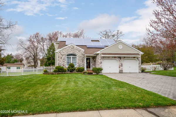 $725,000 | 725 Skoog Court, Brick, NJ 08724