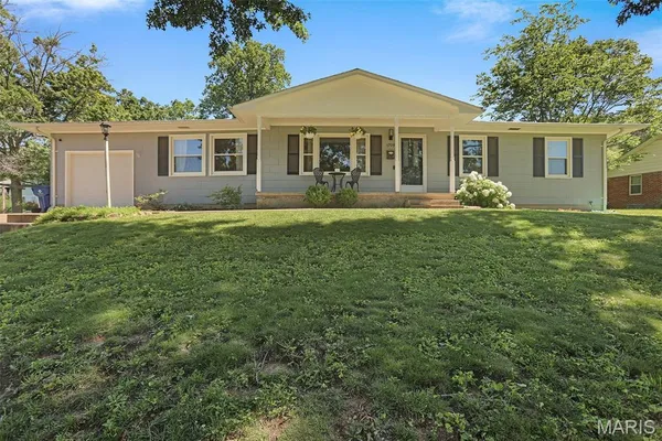 $285,000 | 1709 3rd Parkway, Washington, MO 63090
