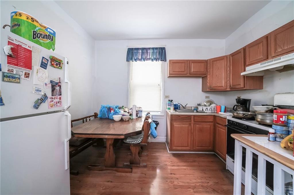 911 Russellwood Avenue McKees Rocks, PA 15136 - Photo 16 of 25 1st floor kitchen