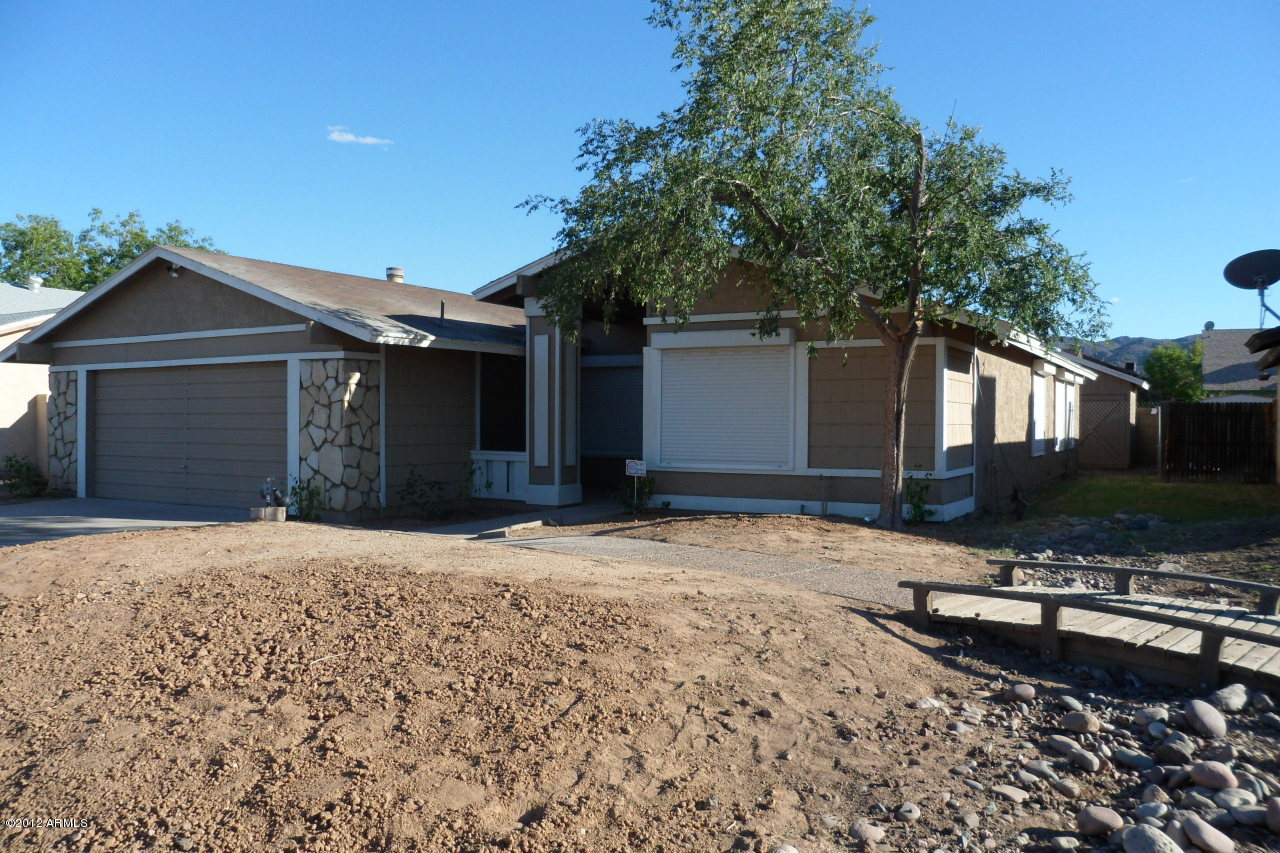 1625 East Apollo Road Phoenix, AZ 85042 - Photo 2 of 25 SAM_0172
