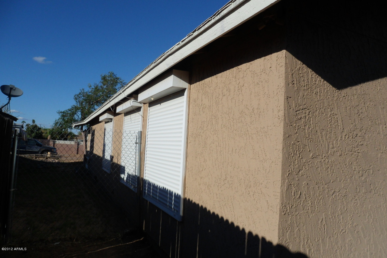 1625 East Apollo Road Phoenix, AZ 85042 - Photo 8 of 25 SAM_0178