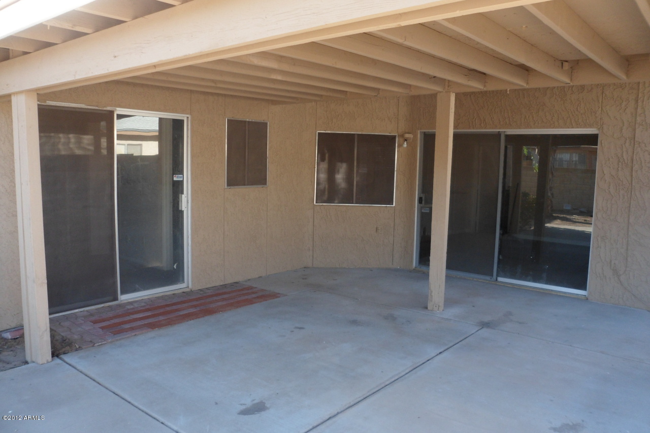 1625 East Apollo Road Phoenix, AZ 85042 - Photo 9 of 25 SAM_0179