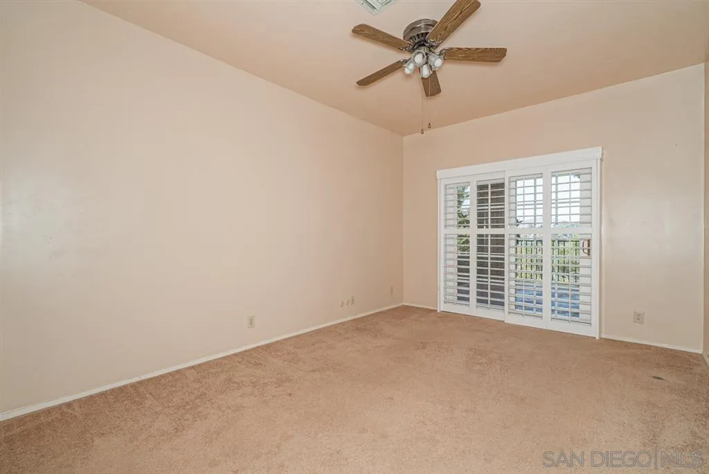 1307 Van Vechten Road El Cajon, CA 92019 - Photo 18 of 24 en view of an empty room with a window