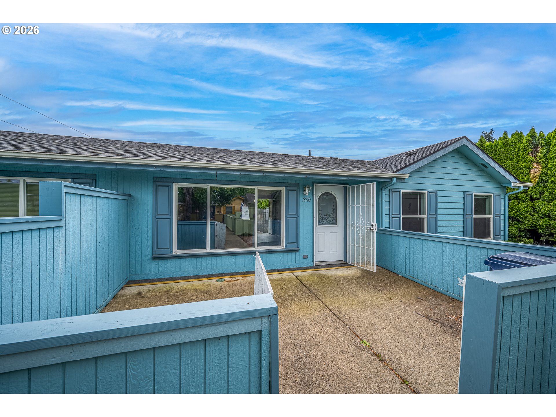 5510 E Street Springfield, OR 97478 - Photo 1 of 16 a house view with a backyard space