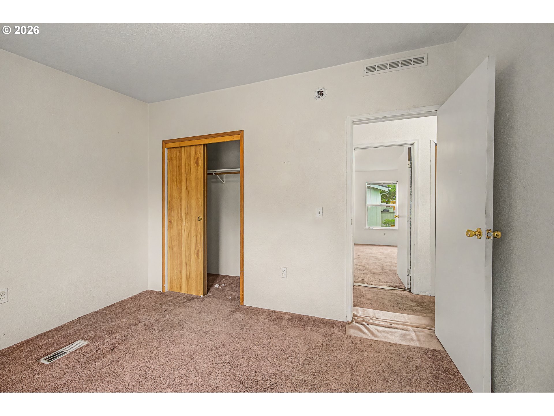 5510 E Street Springfield, OR 97478 - Photo 11 of 16 a view of an empty room