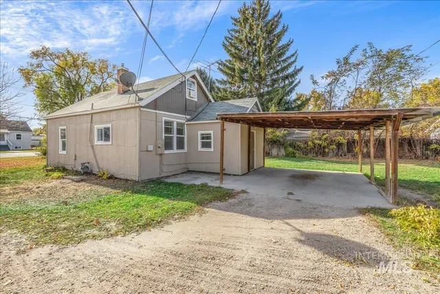 $285,000 | 912 East Amity Avenue, Nampa, ID 83686