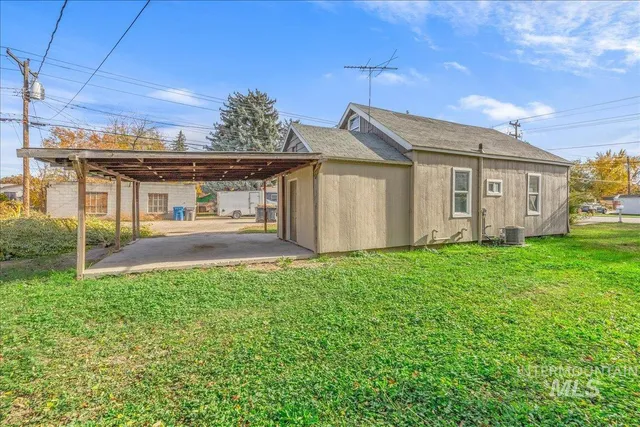 $285,000 | 912 East Amity Avenue, Nampa, ID 83686