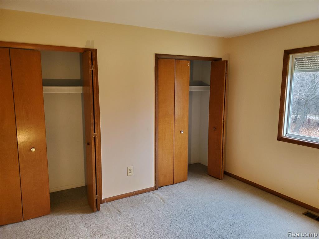 26289 Power Road Farmington Hills, MI 48334 - Photo 46 of 63