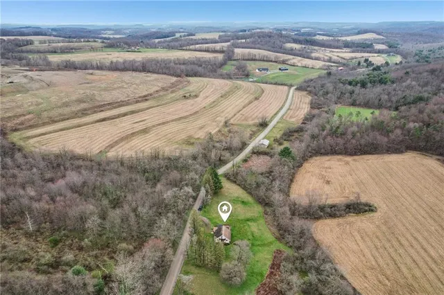 a view of an outdoor space