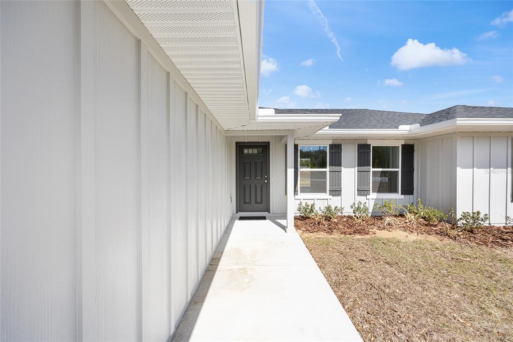 49 Locust Loop Circle Ocala, FL 34472 - Photo 7 of 55 Gallery Image 7