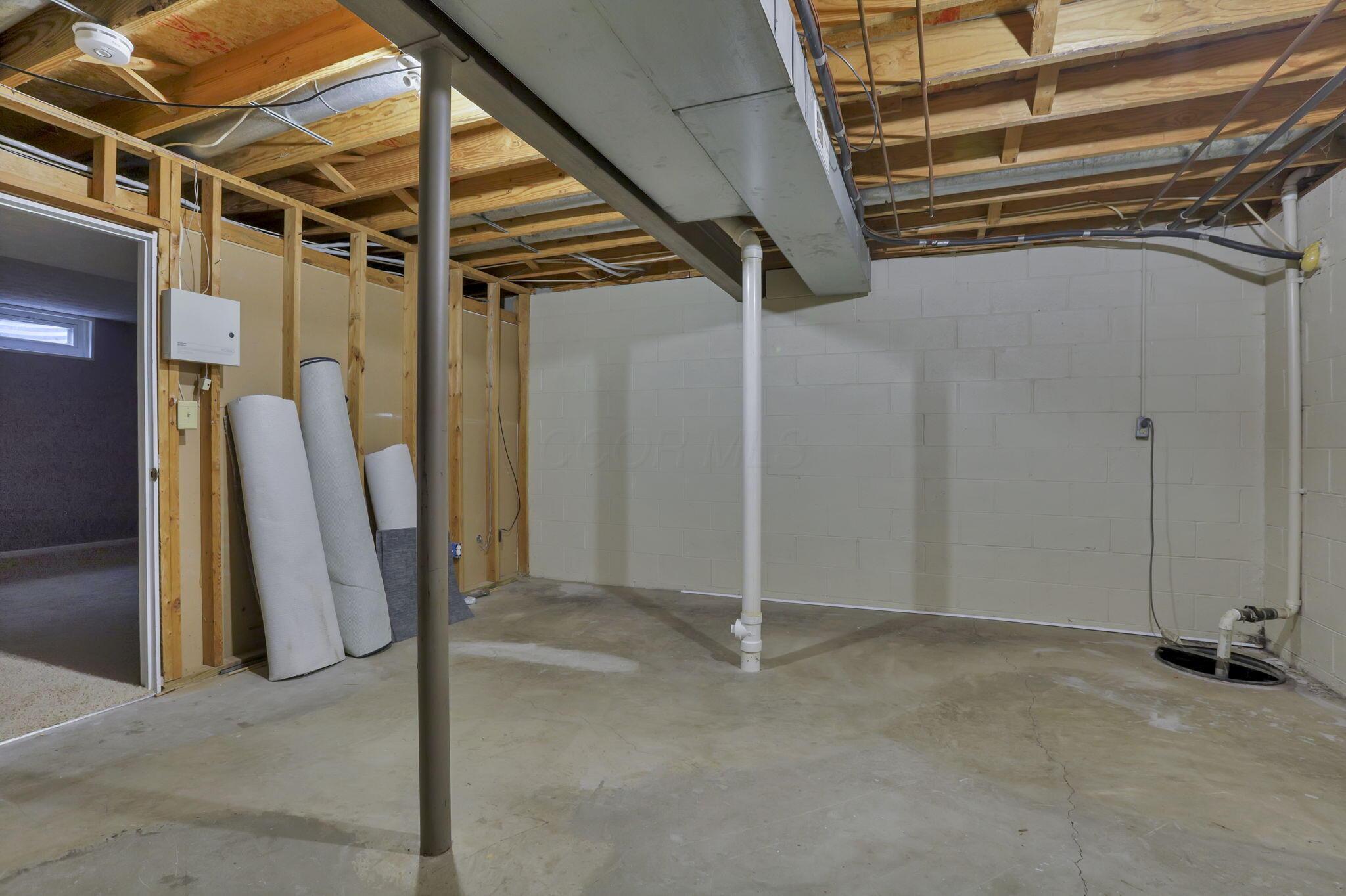 5283 Ruthton Road, Unit 19 Columbus, OH 43220 - Photo 23 of 26 Basement