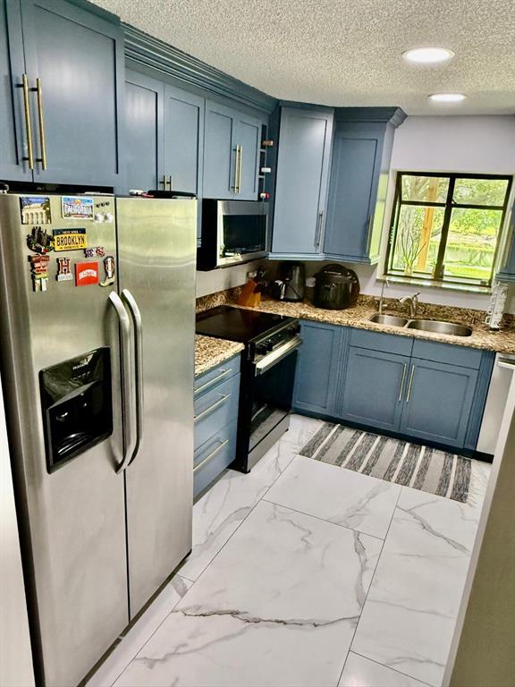 22454 Cypress Wood Lane Boca Raton, FL 33428 - Photo 8 of 41