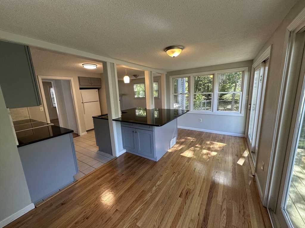 159 Maple Road Longmeadow, MA 01106 - Photo 3 of 15