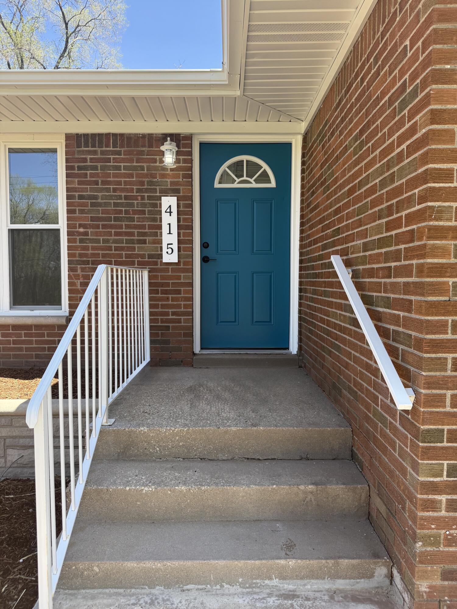415 North Grand Boulevard Gary, IN 46403 - Photo 4 of 45 a view of entryway front of house