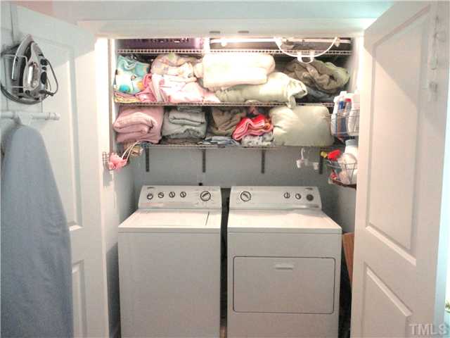 1206 Clifton Street Raleigh, NC 27604 - Photo 20 of 25 a utility room with dryer and washer