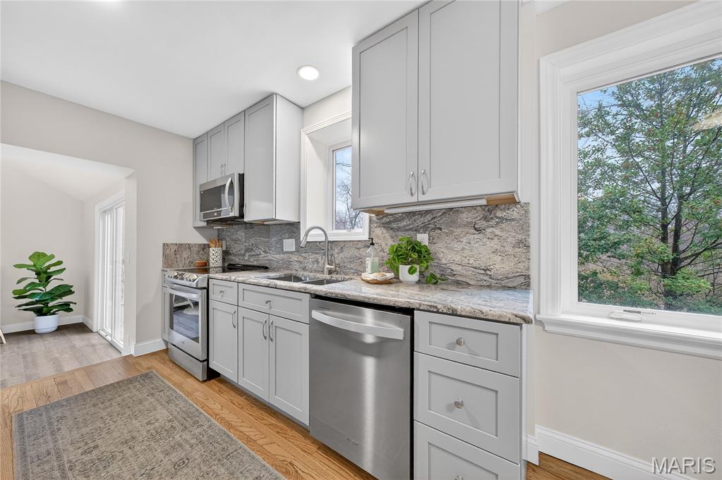 9316 Sappington Road St. Louis, MO 63126 - Photo 14 of 42