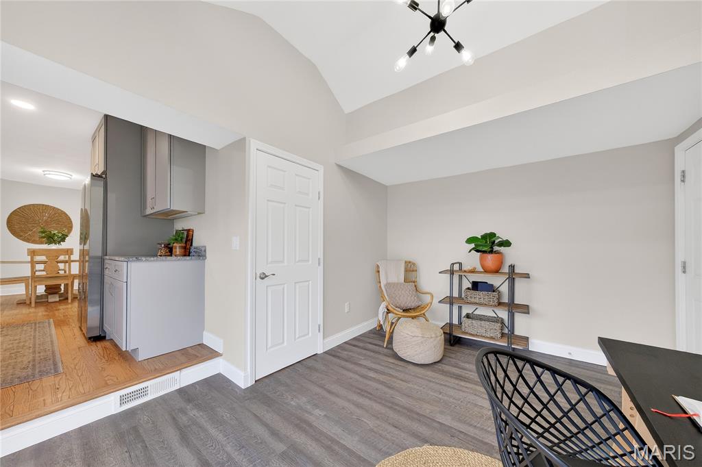 9316 Sappington Road St. Louis, MO 63126 - Photo 18 of 42