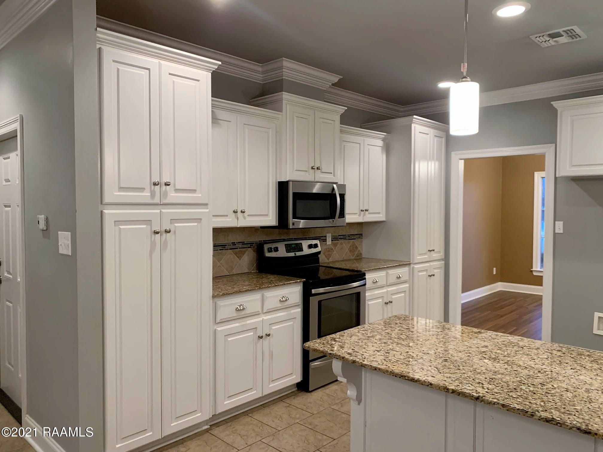 1231 Delcambre Road Breaux Bridge, LA 70517 - Photo 20 of 48 Kitchen2