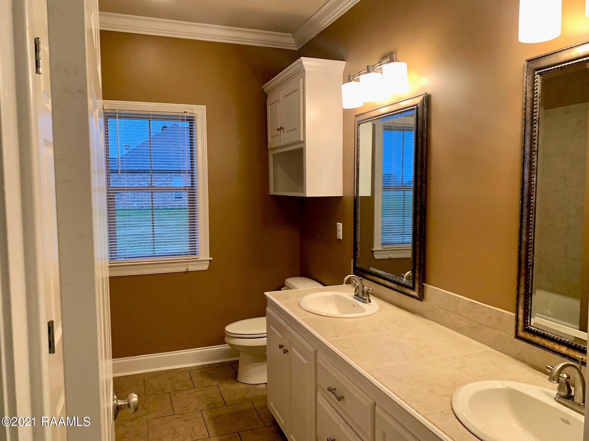 1231 Delcambre Road Breaux Bridge, LA 70517 - Photo 38 of 48 BATH