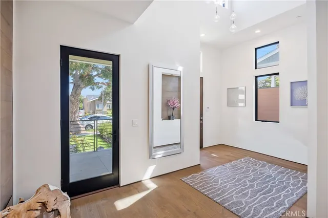 $21,000 | 332 Avenue East, Redondo Beach, CA 90277