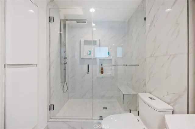 $21,000 | 332 Avenue East, Redondo Beach, CA 90277