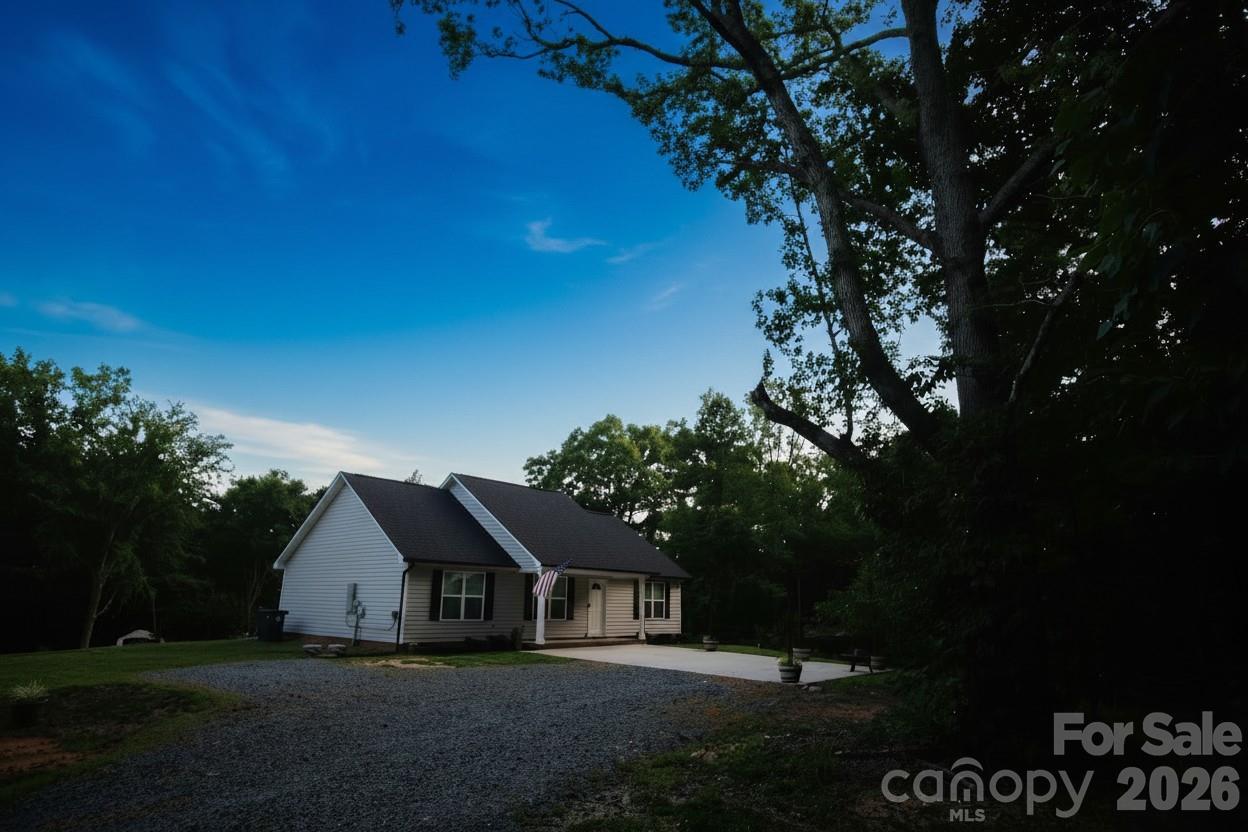 1400 Independence Square Kannapolis, NC 28081 - Photo 2 of 17