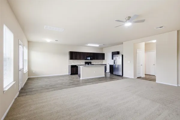 $2,000 | 12013 Waterford Run Way, Manor, TX 78653