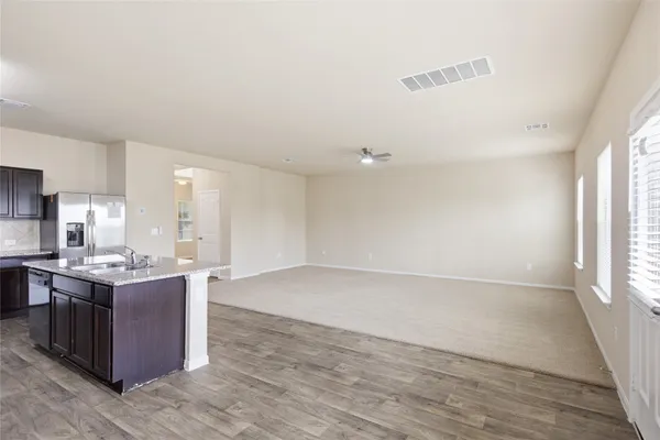$2,000 | 12013 Waterford Run Way, Manor, TX 78653