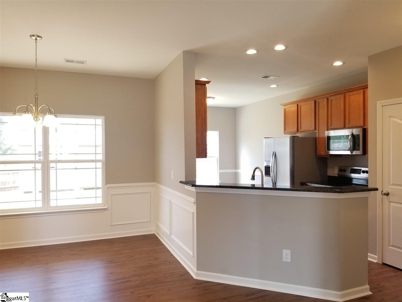 208 Riverdale Road Simpsonville, SC 29680 - Photo 4 of 19 Gallery Image 4