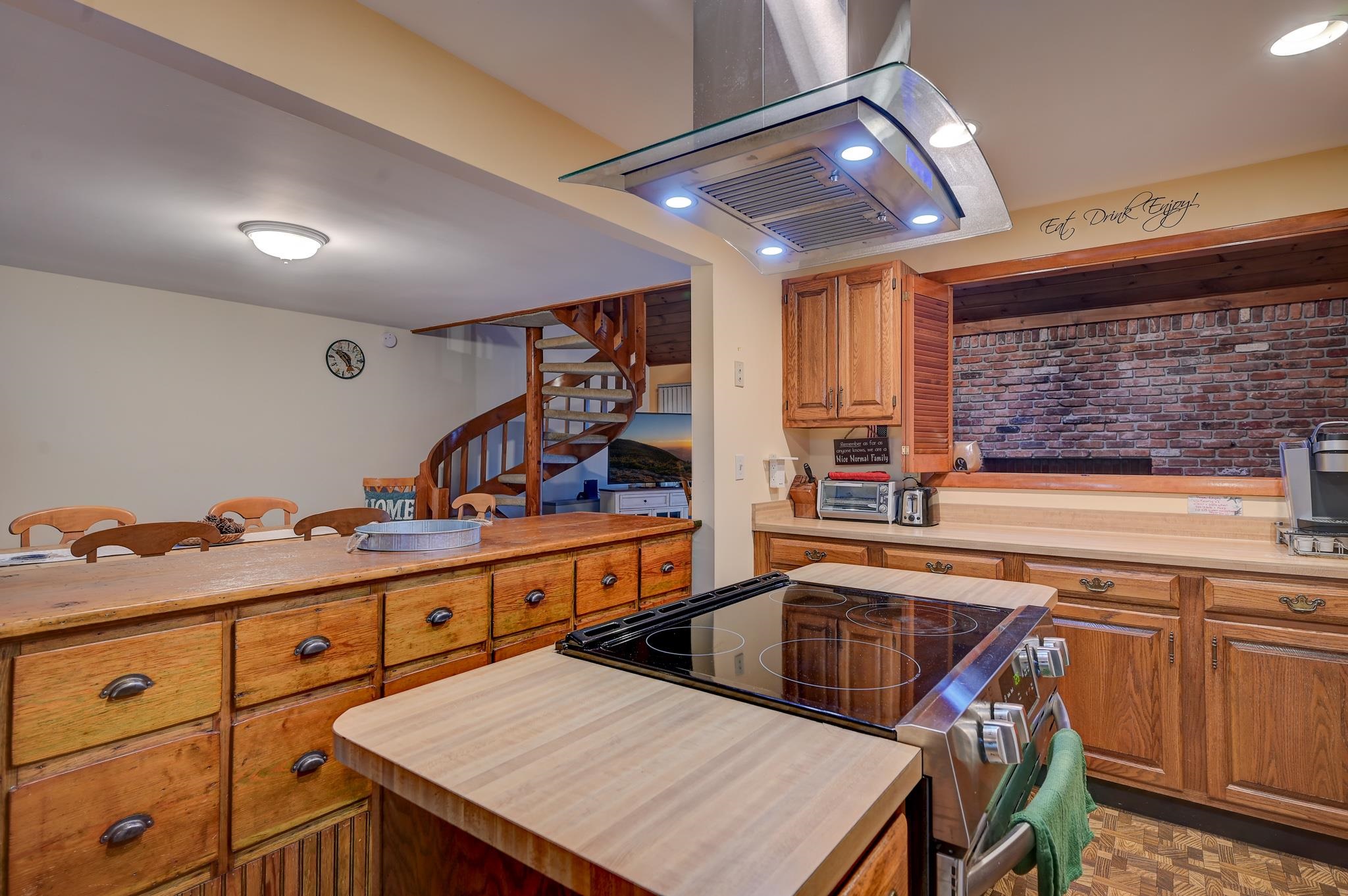37 Stonehurst Manor Road, Unit 4D Conway, NH 03860 - Photo 9 of 40