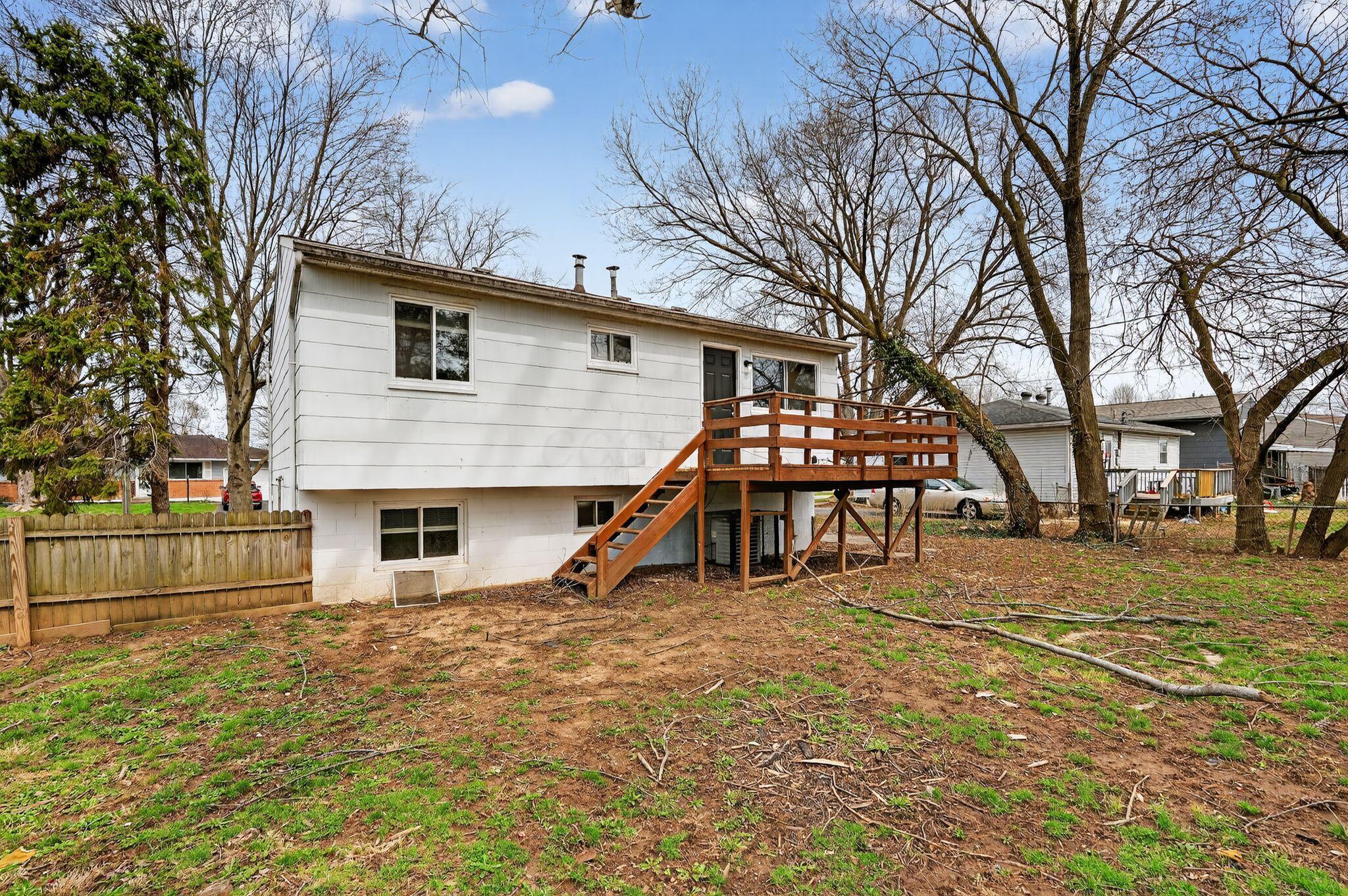 5145 Rutledge Drive South Columbus, OH 43232 - Photo 24 of 30 02_5145_Rutledge_Dr_S_Columbus_OH_43232-