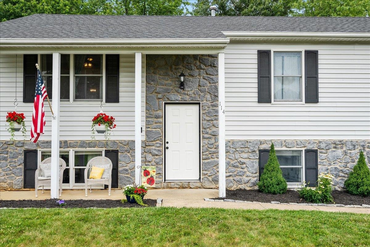 114 Buckboard Road Waynesboro, VA 22980 - Photo 1 of 27 Gallery Image 1