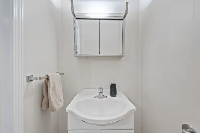 $250,000 | 842 South Main Avenue, Kankakee, IL 60901